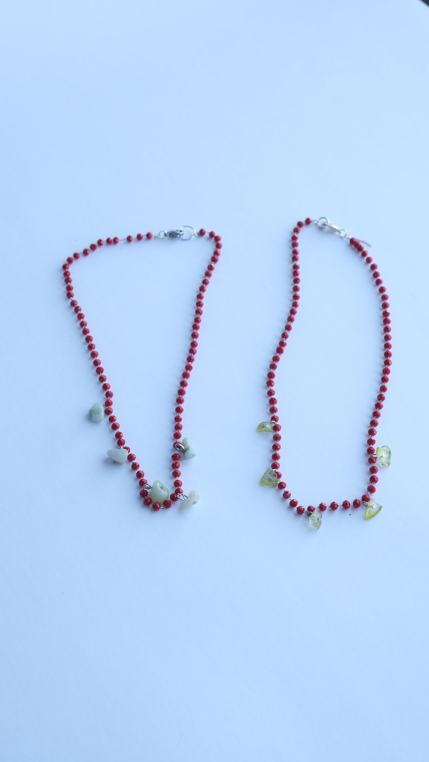 COLLAR PIEDRITAS
