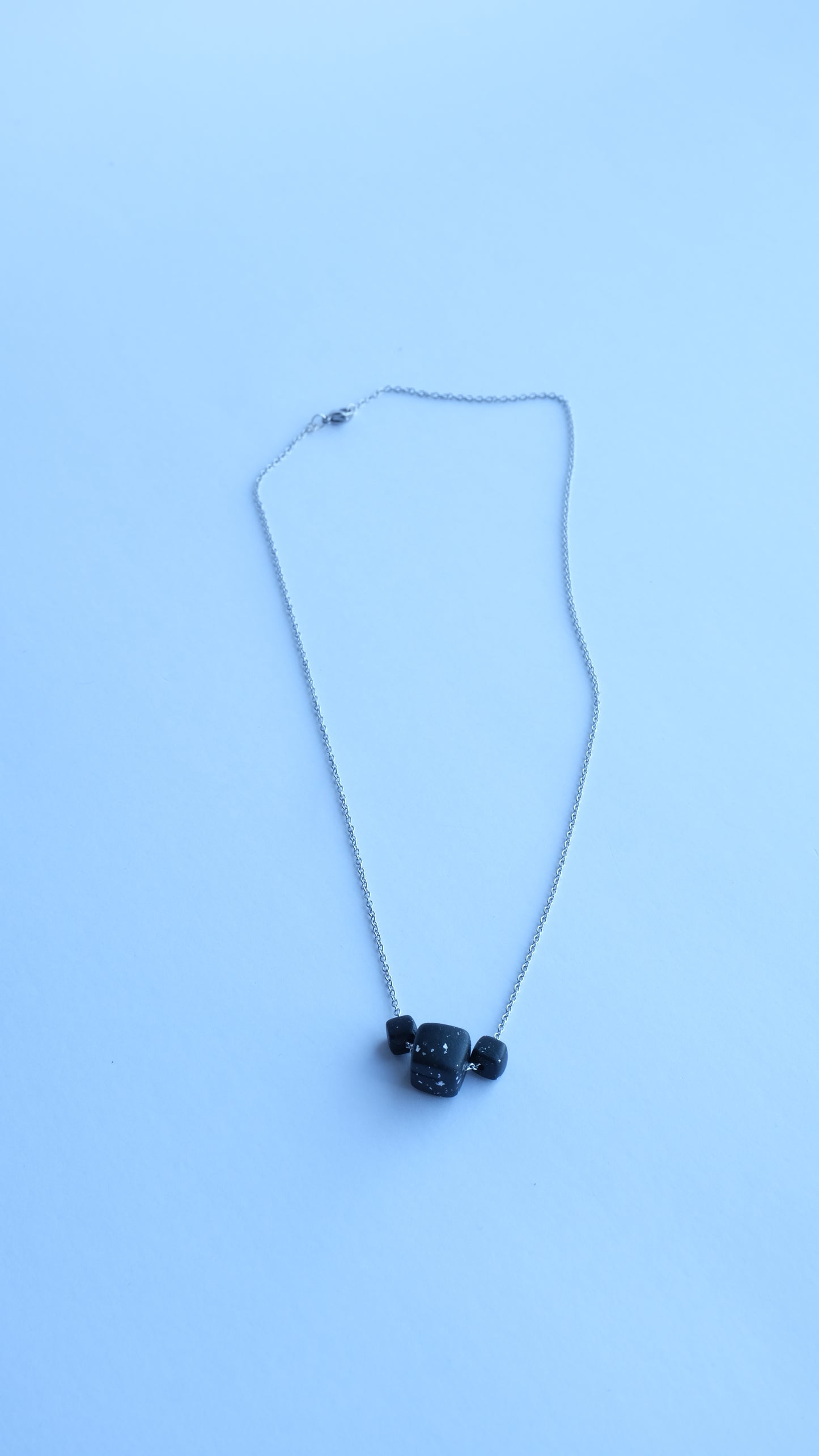 COLLAR CUADRADO